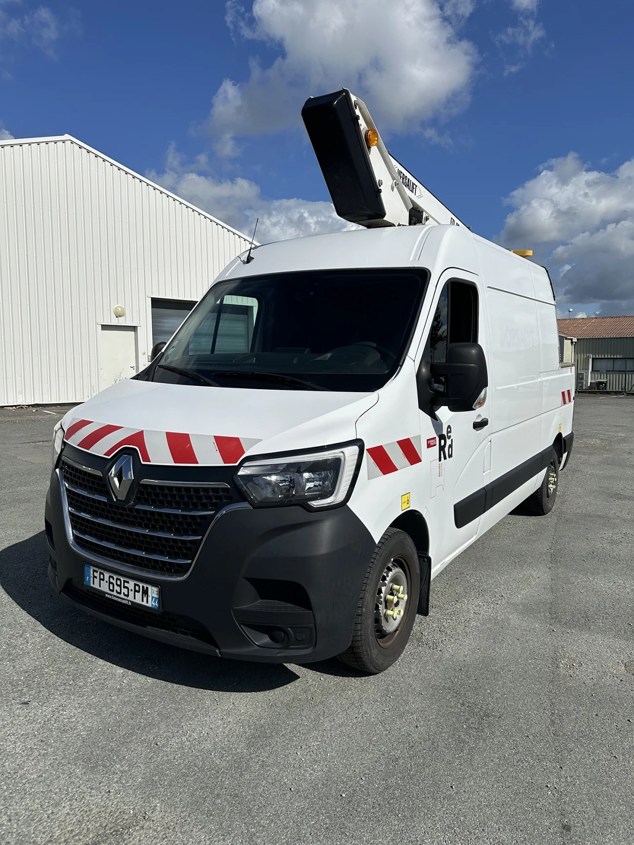 Renault Master – Nacelle F.E 121 FTCC